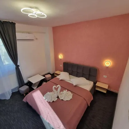 Hotel Ama World Hotel *